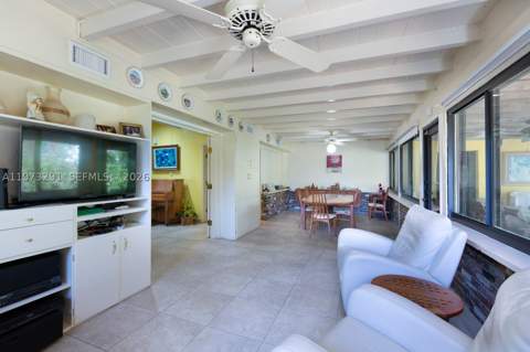 3721 SW 58th Ave, Miami FL - photo 11 of 23