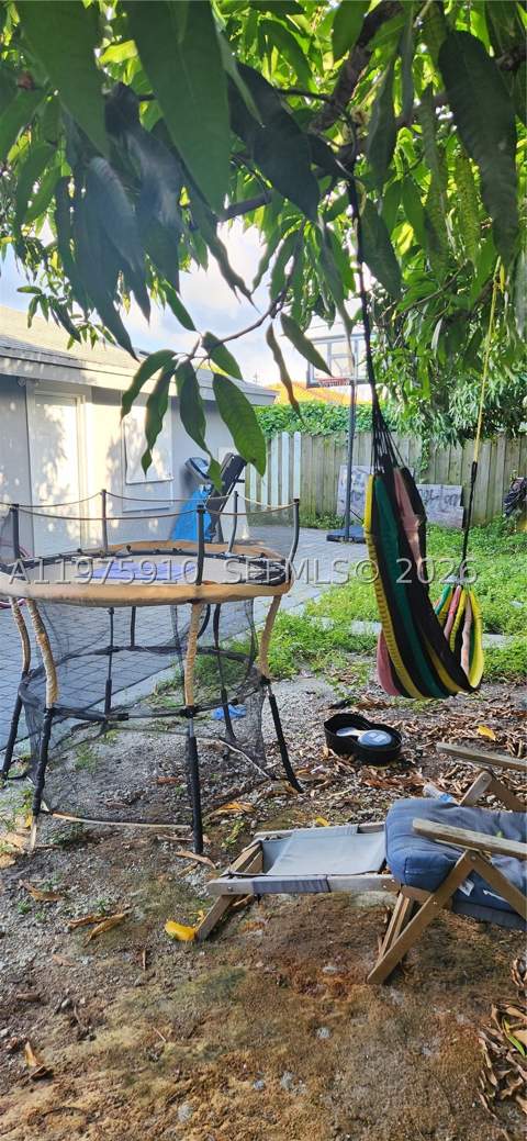 150 NW 17th Ct, Miami FL - photo 17 of 20