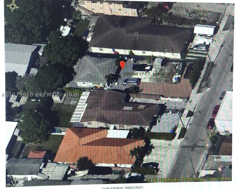 3 bedroom SingleFamilyResidence at 150 NW 17th Ct, Orange Park, Miami — photo 2