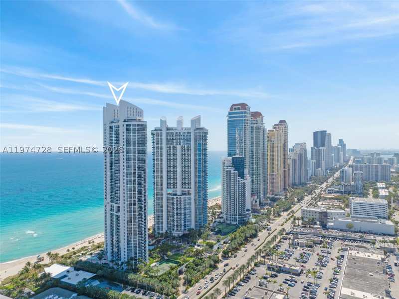 1 bedroom Condominium at 18201 Collins Ave 2008, Trump Royale Condo, Sunny Isles Beach — photo 1