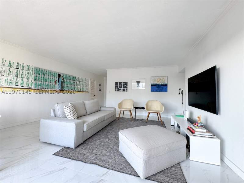 2 bedroom Condominium at 555 Crandon Blvd 82, Crandon Tower Condo, Key Biscayne — photo 5