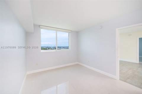 1800 N Bayshore Dr 2503, Miami FL - photo 23 of 33