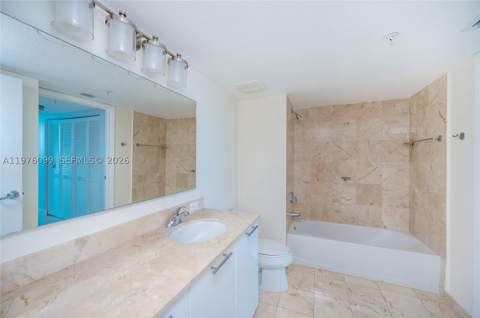 1800 N Bayshore Dr 2503, Miami FL - photo 24 of 33