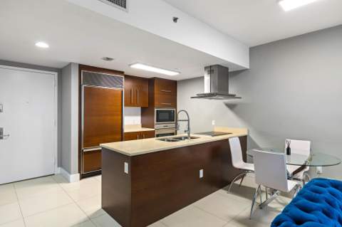 485 Brickell Avenue 2506, Miami FL - photo 7 of 34