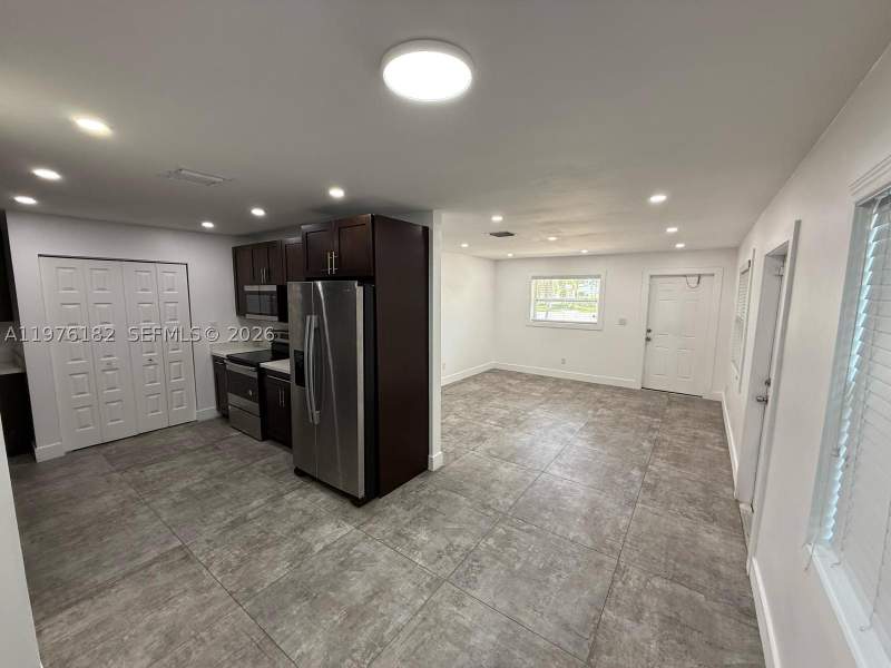 4 bedroom SingleFamilyResidence at 11801 SW 180th St, South Miami Heights Addn, Miami — photo 3