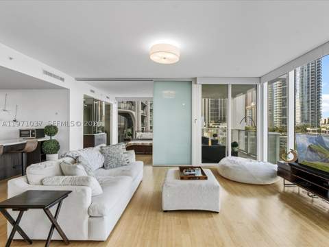 1040 Biscayne Blvd 1107, Miami FL - photo 14 of 43