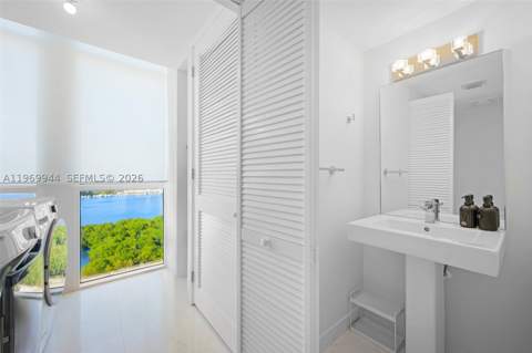 400 Sunny Isles Blvd 2004, Sunny Isles Beach FL - photo 11 of 24