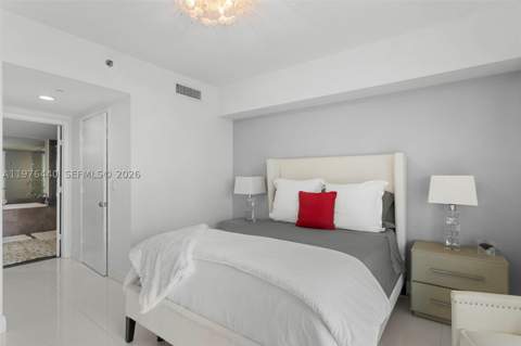 495 Brickell Ave 805, Miami FL - photo 16 of 31
