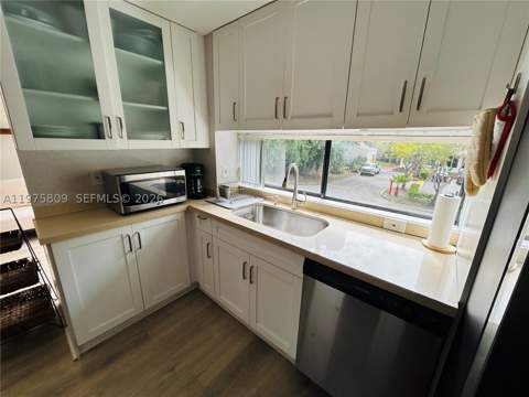 17021 N Bay Rd 219, Sunny Isles Beach FL - photo 6 of 59