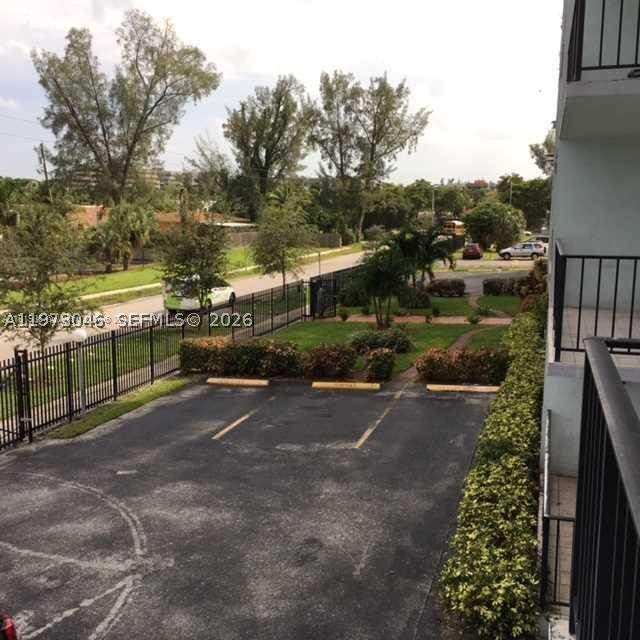 1 bedroom Condominium at 12500 NE 15 Ave 207, Three Horizons East, North Miami — photo 3