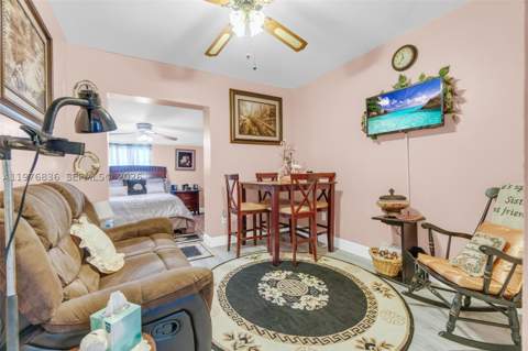 18201 SW 87th Ave, Palmetto Bay FL - photo 16 of 28