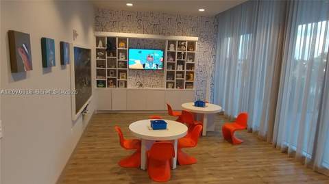 5300 Paseo Blvd 1603, Doral FL - photo 8 of 24