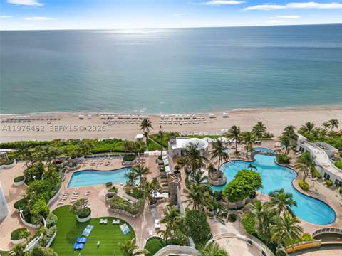 18001 Collins Ave 2001, Sunny Isles Beach FL - photo 24 of 32