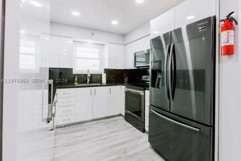 4 bedroom SingleFamilyResidence at 1647 NW 29th Ave, Maysland, Miami — photo 4