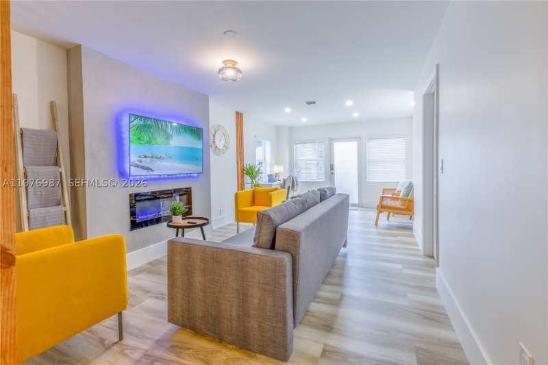 5 bedroom SingleFamilyResidence at 1762 NW 15th St, Kenwood Sub, Miami — photo 1