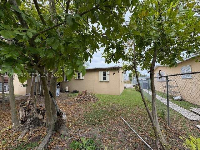 3 bedroom SingleFamilyResidence at 10730 SW 222nd Dr, Lincoln Ests, Miami — photo 2