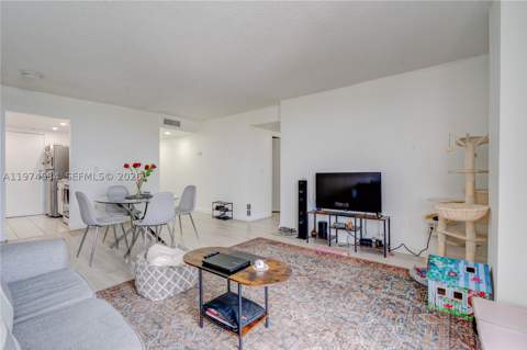 2350 NE 135th St 510, North Miami FL - photo 10 of 13