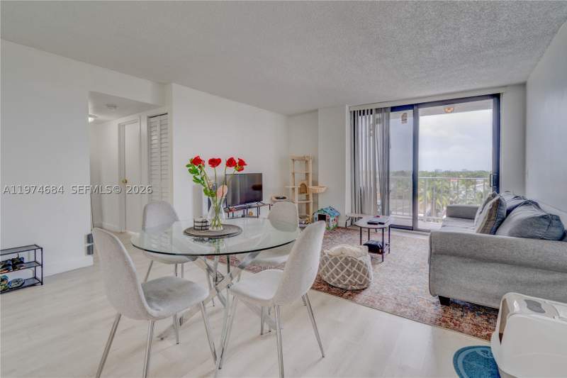2 bedroom Condominium at 2350 NE 135th St 510, Vecino Del Mar Condo, North Miami — photo 5