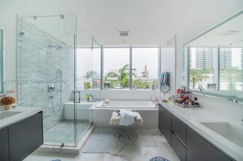 851 NE 1st Ave 811, Miami FL - photo 15 of 22