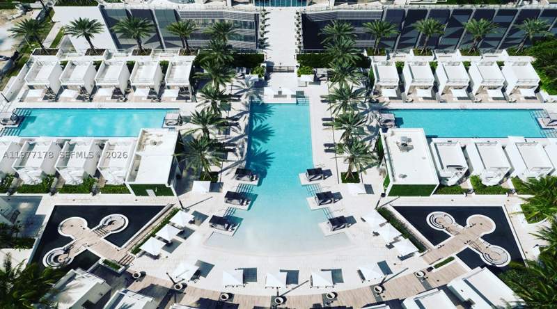 3 bedroom Condominium at 851 NE 1st Ave 811, Paramount Miami Worldcent, Miami — photo 2