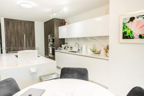 851 NE 1st Ave 811, Miami FL - photo 20 of 22