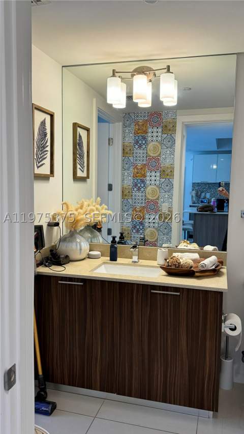 5252 NW 85th Ave 1203, Doral FL - photo 6 of 8