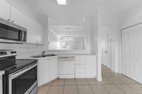 17040 SW 137th Pl, Miami FL - photo 7 of 29