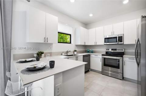13054 SW 233rd Ter, Homestead FL - photo 9 of 35