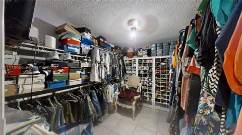 705 NW 8th Ave, Florida City FL - photo 9 of 41
