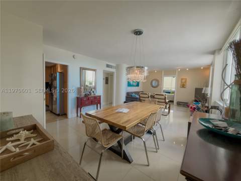 5005 Collins Ave 825, Miami Beach FL - photo 11 of 46