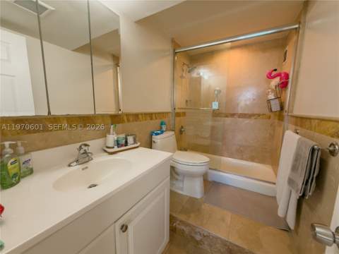 5005 Collins Ave 825, Miami Beach FL - photo 22 of 46