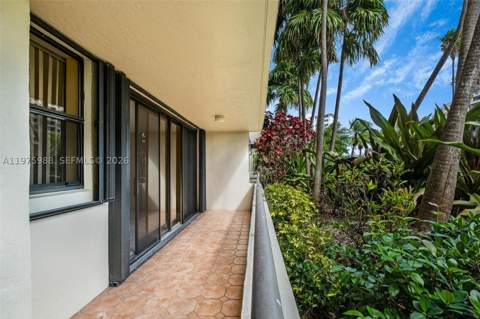 170 Ocean Lane Dr 310, Key Biscayne FL - photo 14 of 41
