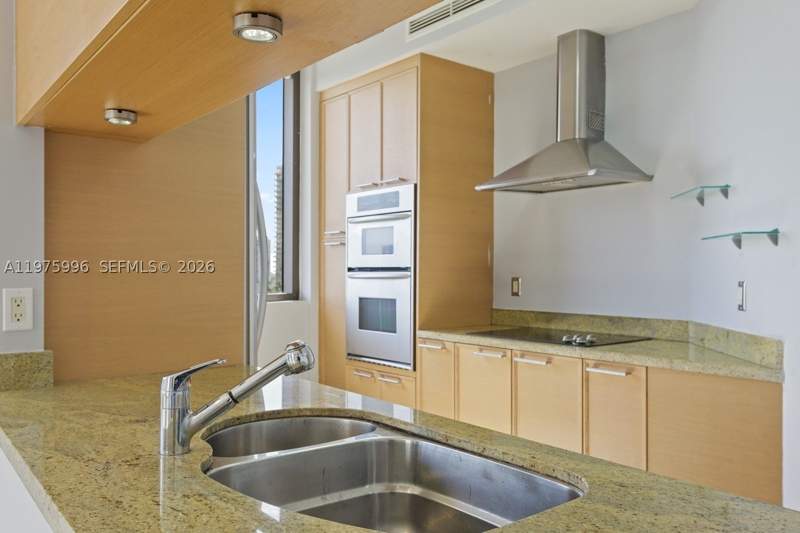 2 bedroom Condominium at 16275 Collins Ave 904, Sayan Condo, Sunny Isles Beach — photo 3