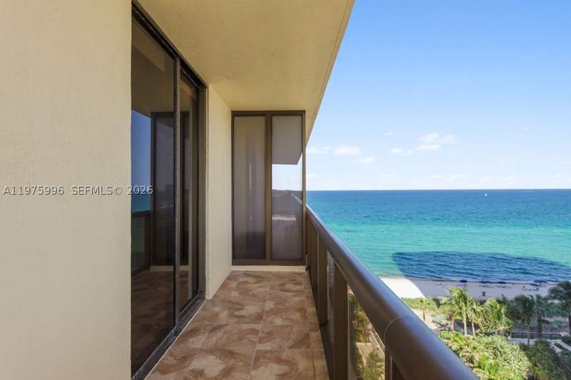 2 bedroom Condominium at 16275 Collins Ave 904, Sayan Condo, Sunny Isles Beach — photo 4