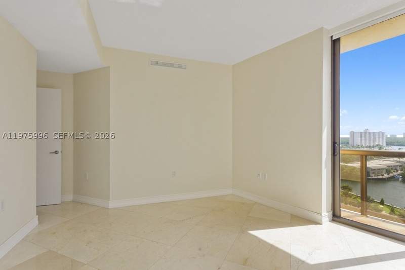 2 bedroom Condominium at 16275 Collins Ave 904, Sayan Condo, Sunny Isles Beach — photo 5