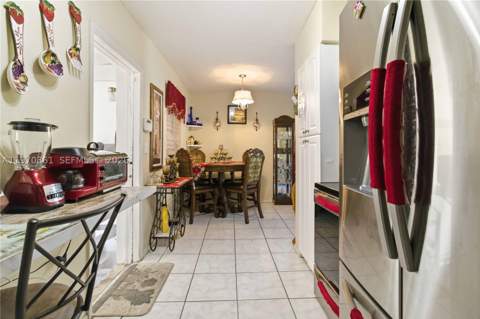 380 NW 133rd St, North Miami FL - photo 20 of 35