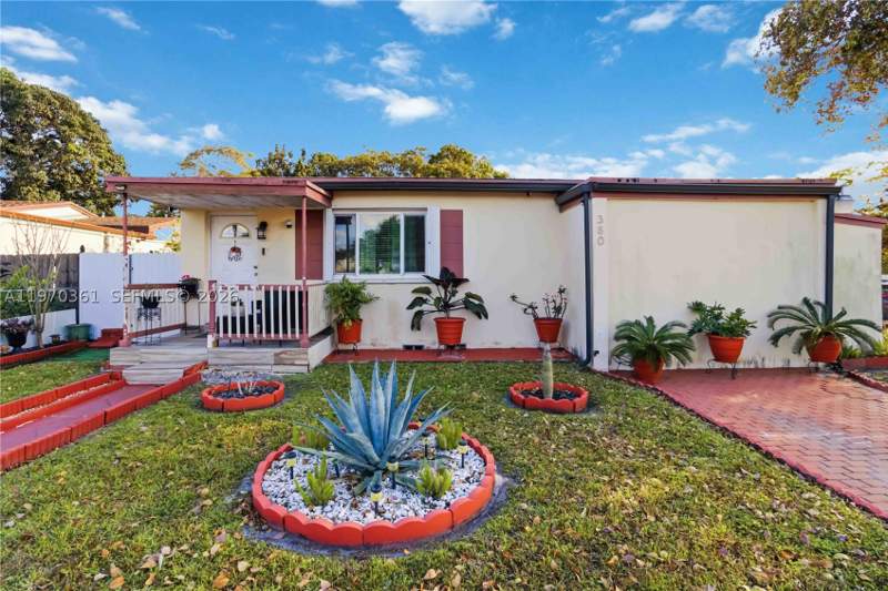 3 bedroom SingleFamilyResidence at 380 NW 133rd St, Overbrook Shores, North Miami — photo 5