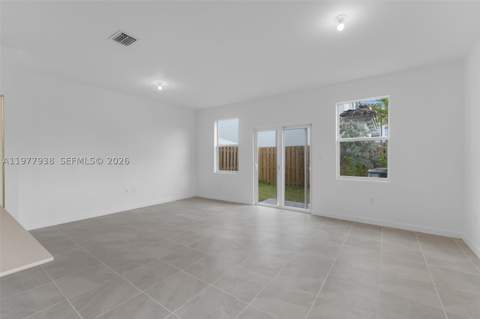 191 SE 11th Ave, Florida City FL - photo 10 of 35