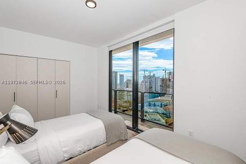 398 NE 5th St 2418, Miami FL - photo 18 of 34