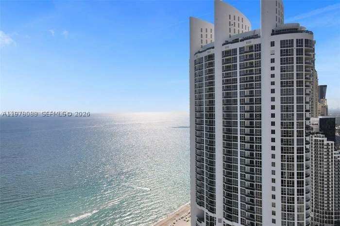 2 bedroom Condominium at 18201 Collins Ave 1202, Trump Royale Condo, Sunny Isles Beach — photo 1