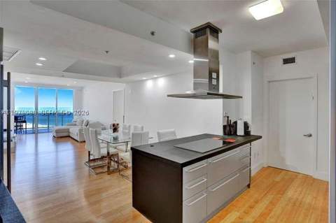 18201 Collins Ave 1202, Sunny Isles Beach FL - photo 16 of 32