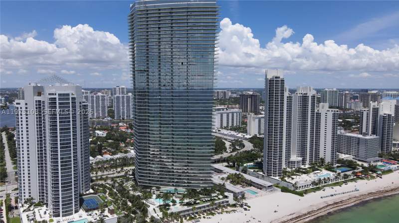 3 bedroom Condominium at 18975 Collins Ave 801, 18975 Collins Condo, Sunny Isles Beach — photo 2