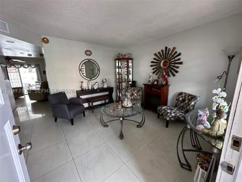 2385 W 69th St 2385-A, Hialeah FL - photo 6 of 22
