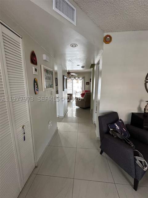 2385 W 69th St 2385-A, Hialeah FL - photo 7 of 22