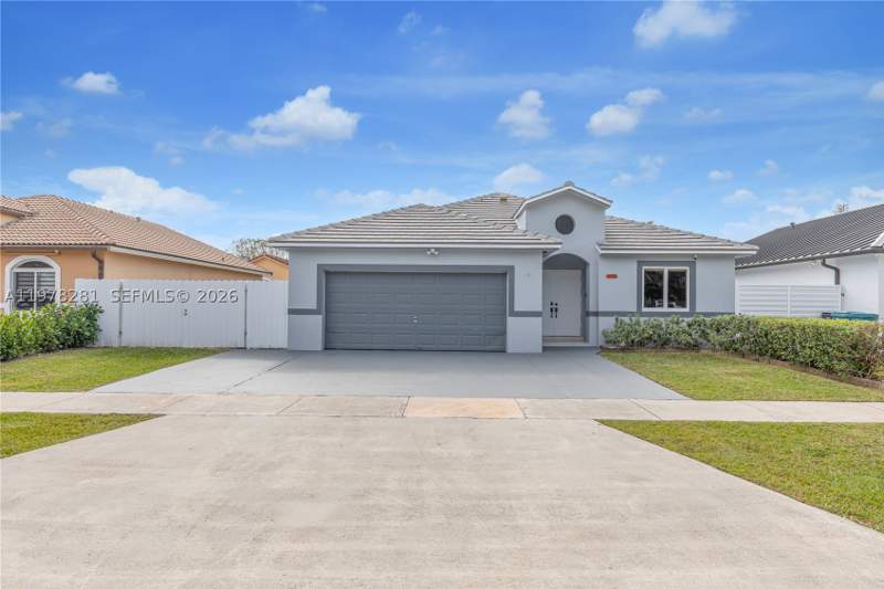 4 bedroom SingleFamilyResidence at 14358 SW 168th St, Maralex Homes, Miami — photo 2