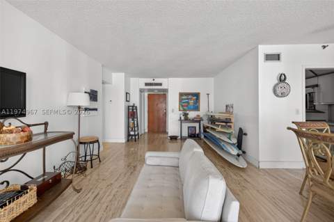 19355 Turnberry Way 17C, Aventura FL - photo 17 of 53
