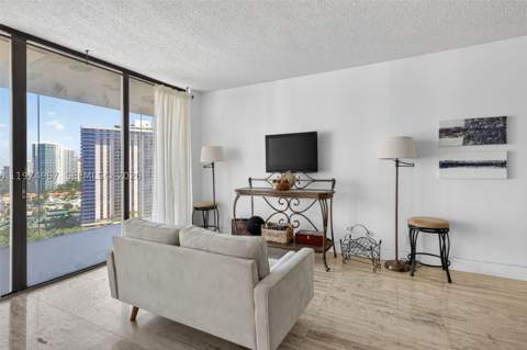 19355 Turnberry Way 17C, Aventura FL - photo 18 of 53