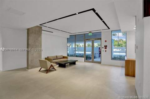 13800 Highland Dr 403, North Miami Beach FL - photo 12 of 17