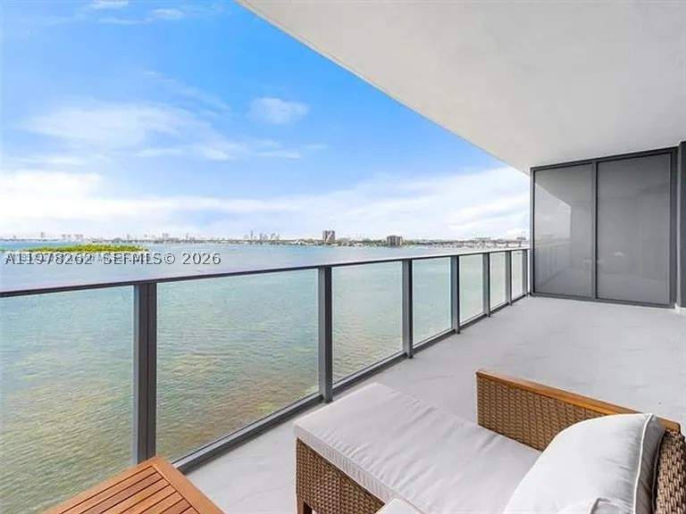2 bedroom Condominium at 700 NE 24th St 606, Aria Reserve Miami, Miami — photo 3