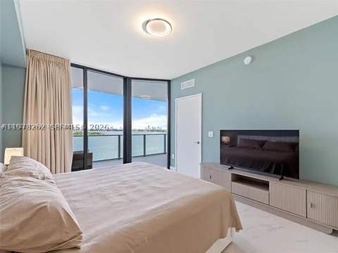 700 NE 24th St 606, Miami FL - photo 7 of 22